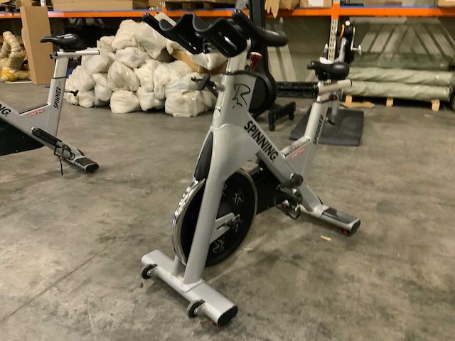 Startrac spinner nxt indoorcycle spinningbike - afbeelding 4 van  5