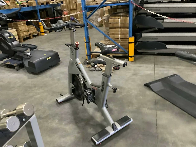 Startrac spinner nxt spinner spinningbike - afbeelding 2 van  3