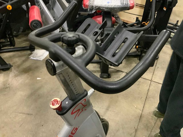 Startrac spinner nxt spinning bike spinningbike - afbeelding 4 van  5