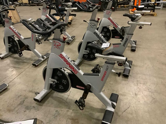Startrac spinner nxt spinningbike - afbeelding 1 van  5