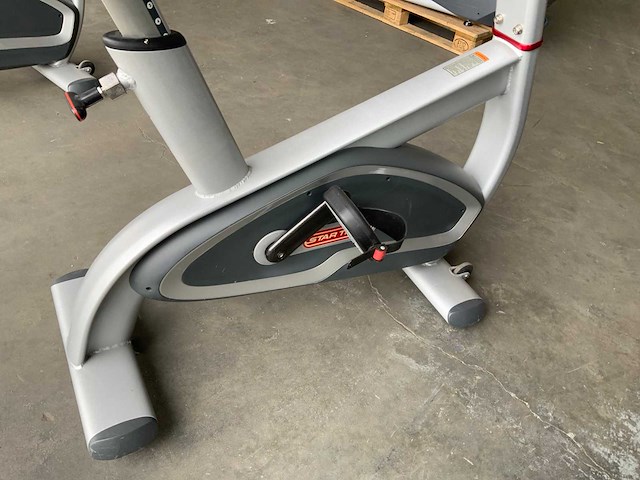 Startrac ubx uprightbike home trainer - afbeelding 4 van  5