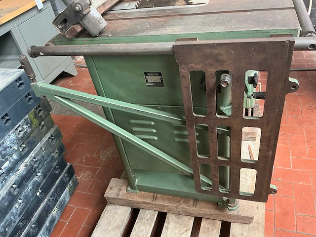 Startrite cirkelzaagmachine - afbeelding 4 van  7