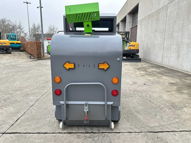 Starvox - 2025 - d19 - straatveegmachine - afbeelding 17 van  29
