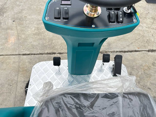 Starvox - 2025 - sv-1260 - straatveegmachine - afbeelding 2 van  23