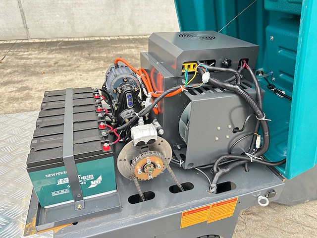 Starvox - 2025 - sv-1260 - straatveegmachine - afbeelding 14 van  23