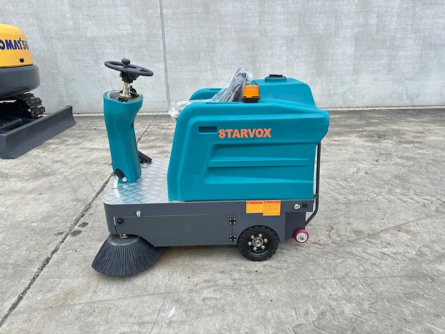 Starvox - 2025 - sv-1260 - straatveegmachine - afbeelding 20 van  23