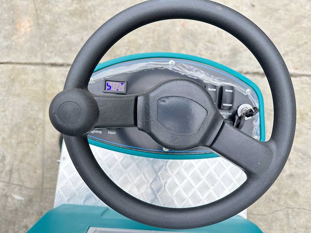 Starvox - 2025 - sv-1260 - straatveegmachine - afbeelding 21 van  23