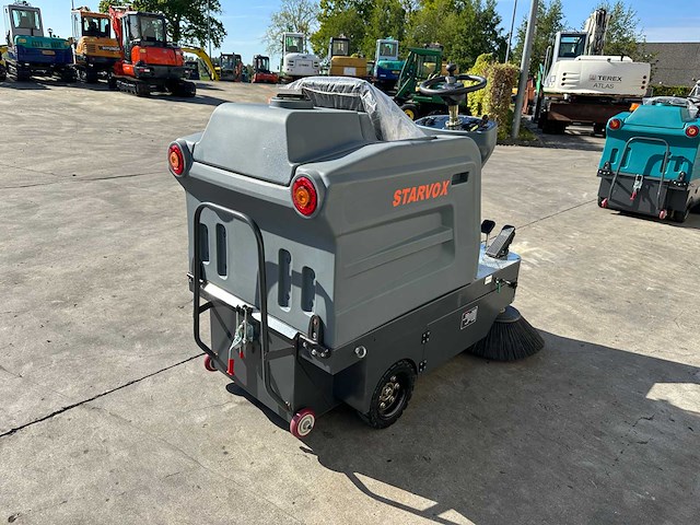 Starvox - 2025 - sv-1260 - zelfrijdende veegmachine - afbeelding 16 van  20