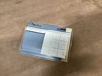 Starx zelfklevend vilt 25x25 mm (44x) - afbeelding 1 van  3