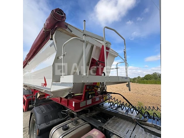 Stas s300cx bedekte semi-trailer (vin:ye6s300cxj0000743) - afbeelding 12 van  32