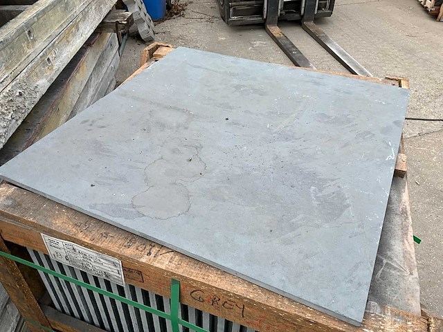 State stone grey natuursteen tuintegels ca. 32m2 - afbeelding 1 van  3