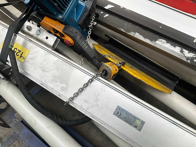 Statech alu kraanbaan 125 kg met takel demag - afbeelding 28 van  37