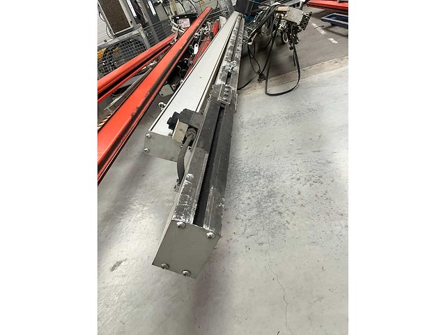 Statech alu kraanbaan 125 kg met takel demag - afbeelding 34 van  37