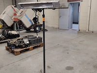 Statief met verwarmings elementen - afbeelding 1 van  3