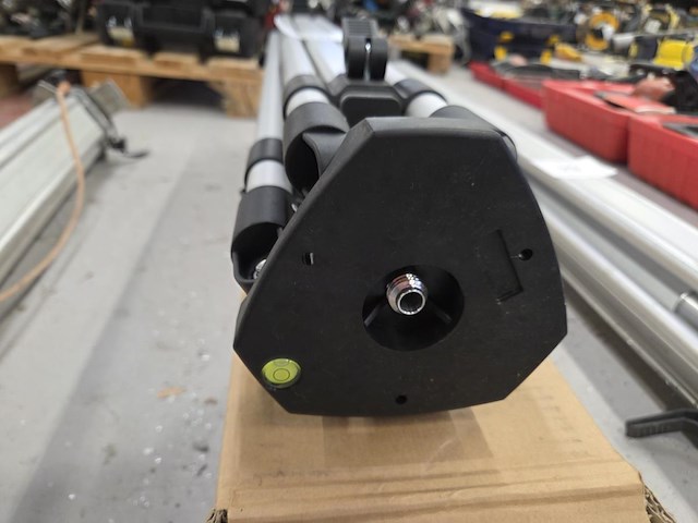 Statief voor laser (nieuw) - afbeelding 5 van  5