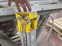 Statief voor laser - afbeelding 2 van  3