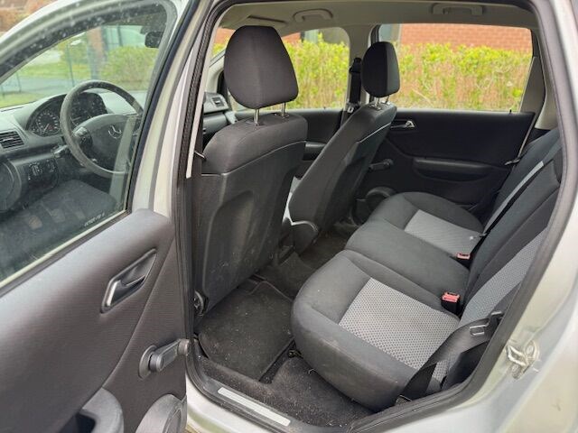 Stationwagen - break mercedes a150 (2007 / wdd 169 031 1j 530 076) - afbeelding 3 van  25