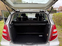 Stationwagen - break mercedes a150 (2007 / wdd 169 031 1j 530 076) - afbeelding 4 van  25