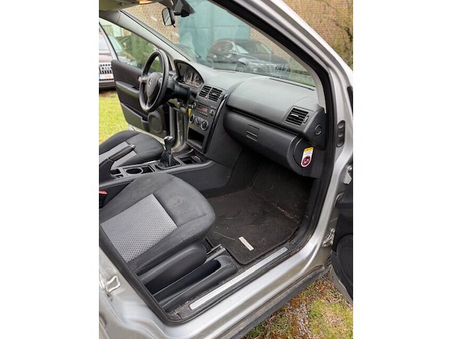 Stationwagen - break mercedes a150 (2007 / wdd 169 031 1j 530 076) - afbeelding 6 van  25