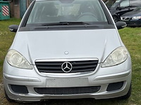 Stationwagen - break mercedes a150 (2007 / wdd 169 031 1j 530 076) - afbeelding 12 van  25