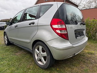 Stationwagen - break mercedes a150 (2007 / wdd 169 031 1j 530 076) - afbeelding 22 van  25