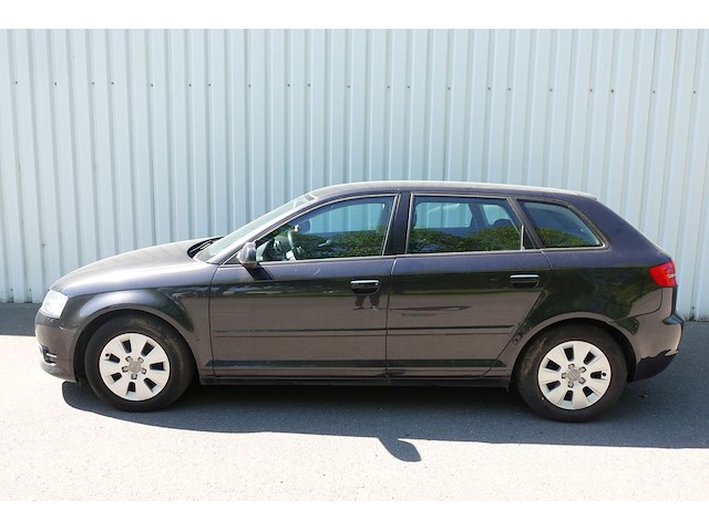 Stationwagen audi a3 (2010 / wau zzz 8p5 ba 009 984) - afbeelding 1 van  22