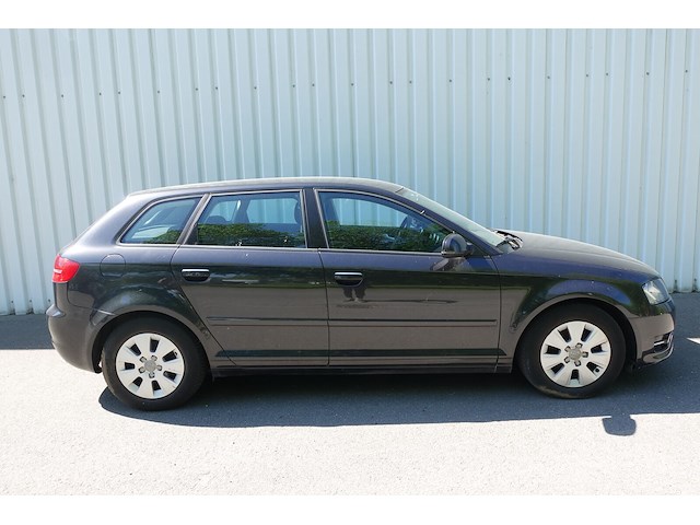 Stationwagen audi a3 (2010 / wau zzz 8p5 ba 009 984) - afbeelding 4 van  22