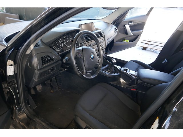 Stationwagen bmw 1k4 114i (2012 / wba1r11030j631668) - afbeelding 21 van  22
