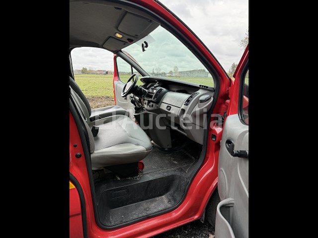 Stationwagen (break), renault trafic combi 1,9 dci 100 (2005 / vf1 jle cb6 57 084 310) - afbeelding 3 van  34