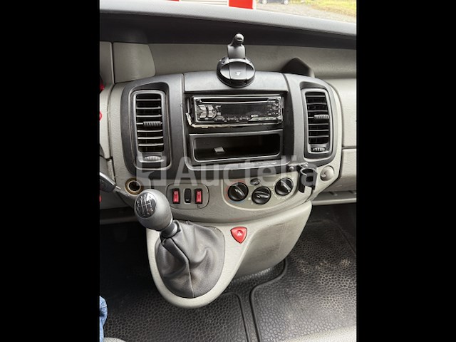 Stationwagen (break), renault trafic combi 1,9 dci 100 (2005 / vf1 jle cb6 57 084 310) - afbeelding 33 van  34