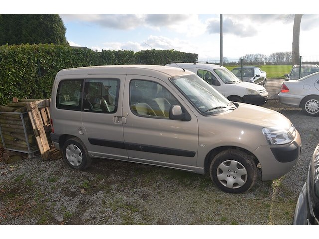 Stationwagen citroen berlingo, type g*9hw*, variant gj9hw, versie gj9hwc, ch.nr. vf7gj9hwc8j056274, bouwjaar 21-04-2008 (sleutel, inschrijvingsbewijs en gelijkvormigheidsattest) start niet - afbeelding 12 van  26