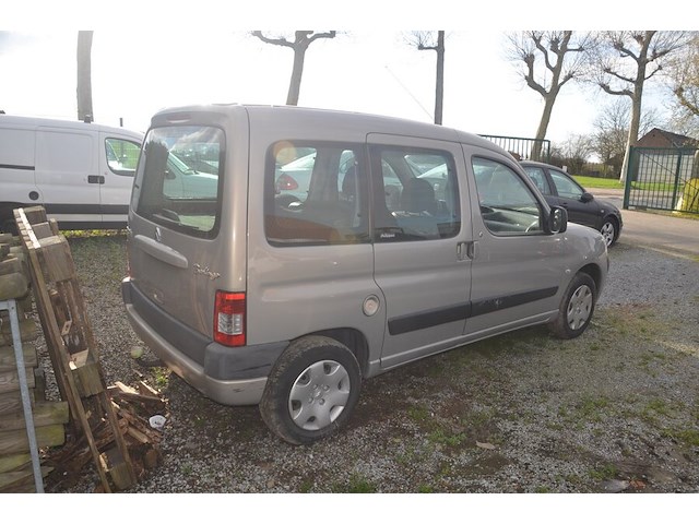 Stationwagen citroen berlingo, type g*9hw*, variant gj9hw, versie gj9hwc, ch.nr. vf7gj9hwc8j056274, bouwjaar 21-04-2008 (sleutel, inschrijvingsbewijs en gelijkvormigheidsattest) start niet - afbeelding 21 van  26