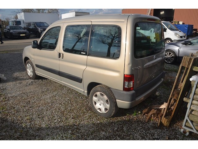 Stationwagen citroen berlingo, type g*9hw*, variant gj9hw, versie gj9hwc, ch.nr. vf7gj9hwc8j056274, bouwjaar 21-04-2008 (sleutel, inschrijvingsbewijs en gelijkvormigheidsattest) start niet - afbeelding 25 van  26