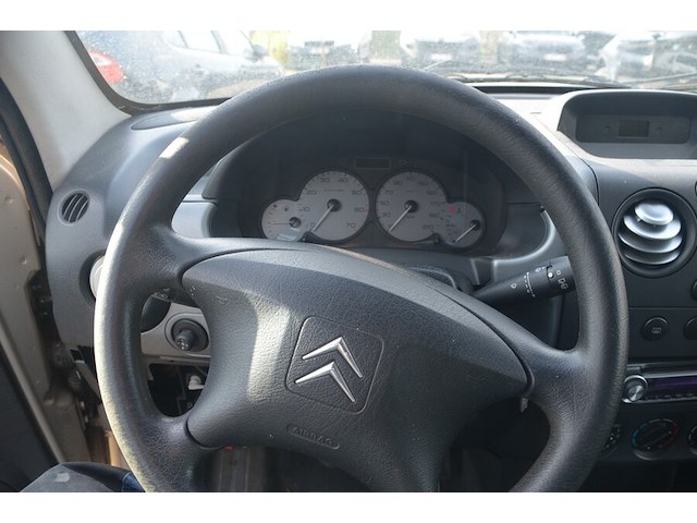 Stationwagen citroen berlingo, type g*9hw*, variant gj9hw, versie gj9hwc, ch.nr. vf7gj9hwc8j056274, bouwjaar 21-04-2008 (sleutel, inschrijvingsbewijs en gelijkvormigheidsattest) start niet - afbeelding 8 van  26