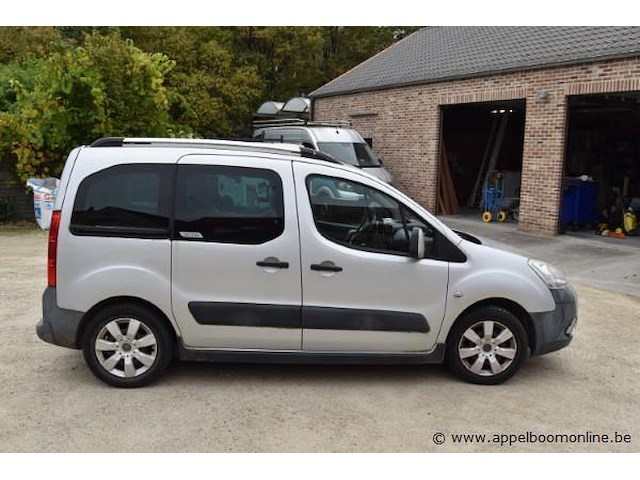 Stationwagen citroen berlingo, vf77j9hxcaj754319, datum eerste inschrijving 23/08/2010, diesel, 125366km, mtm 2040kg, euro 4 - afbeelding 11 van  16