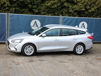 Stationwagen ford focus wagon 1.0 ecoboost titanium benzine 125pk - afbeelding 1 van  1