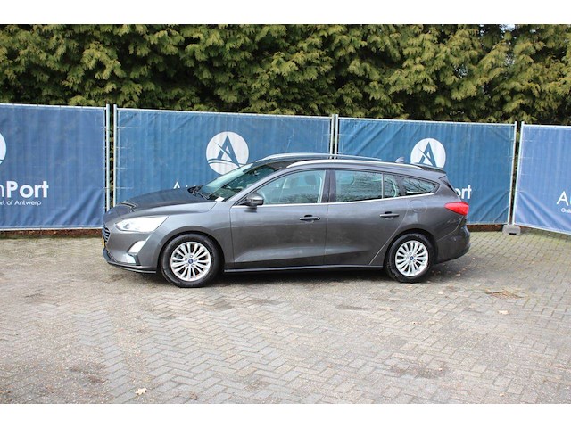 Stationwagen ford focus wagon 1.5 ecoblue titanium diesel 120pk 2018 - afbeelding 1 van  1
