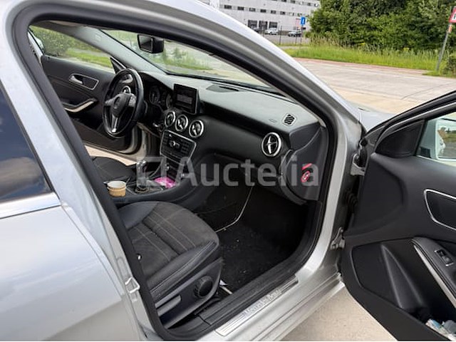 Stationwagen mercedes benz a-180-cdi (2012 / wdd 176 012 1j 014 429) - afbeelding 7 van  25