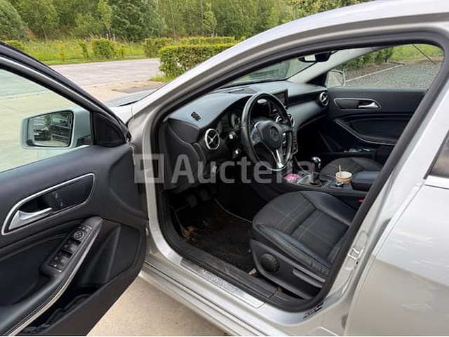 Stationwagen mercedes benz a-180-cdi (2012 / wdd 176 012 1j 014 429) - afbeelding 8 van  25