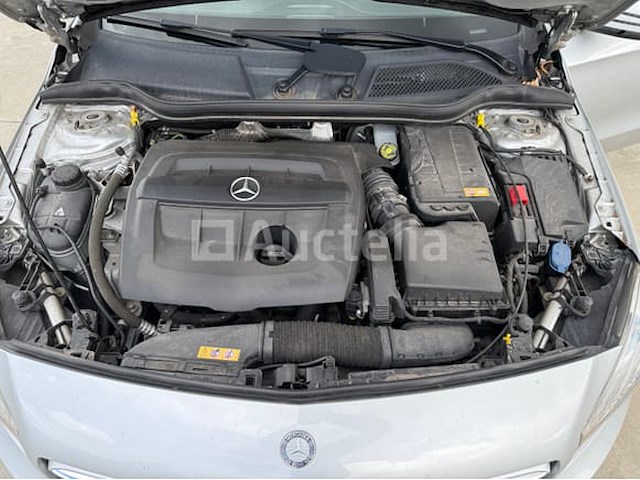 Stationwagen mercedes benz a-180-cdi (2012 / wdd 176 012 1j 014 429) - afbeelding 14 van  25