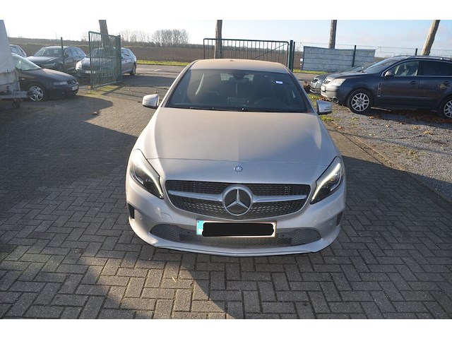Stationwagen mercedes benz a 180d, type: 245g, variant: 1212p2, versie: mzaz1502, chassisnummer: wdd1760121j539511, bouwjaar: 18/10/2016, met inschrijvingsbewijs deel i, gelijkvormigheidsattest en 2 sleutels. - afbeelding 4 van  36