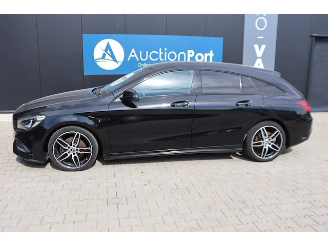 Stationwagen mercedes-benz cla 200d diesel - afbeelding 1 van  1
