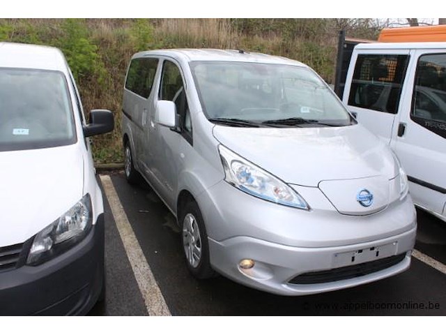 Stationwagen nissan leaf, elektrisch, datum 1ste inschrijving 15/12/2016, chassisnummer vsktaame0u0514962, 38.691km - afbeelding 4 van  10