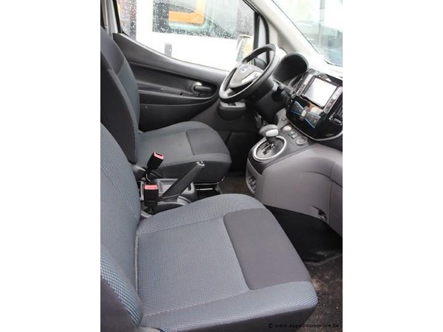 Stationwagen nissan nv-200 evalie, elektrisch, datum 1ste inschrijving 15/12/2016, chassisnummer vsktaame0u0514962, 38.691km - afbeelding 8 van  10