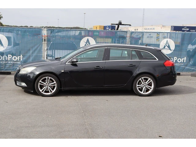 Stationwagen opel insignia diesel 110pk 2011 (marge) - afbeelding 1 van  1