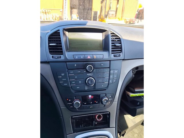 Stationwagen opel insignia , type og-a, variant fy11, versie 1a09b6bdgkk5, ch.nr. w0lgm8ey1a1130895, bouwjaar 04-01-2011 (sleutel, boorddocumenten: alleen gelijkvormigheidsattest) - afbeelding 8 van  32