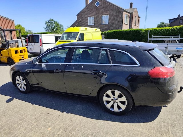 Stationwagen opel insignia , type og-a, variant fy11, versie 1a09b6bdgkk5, ch.nr. w0lgm8ey1a1130895, bouwjaar 04-01-2011 (sleutel, boorddocumenten: alleen gelijkvormigheidsattest) - afbeelding 12 van  32