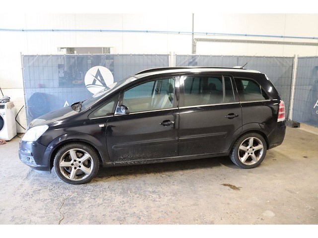 Stationwagen opel zafira benzine 150pk 2007 - afbeelding 1 van  1