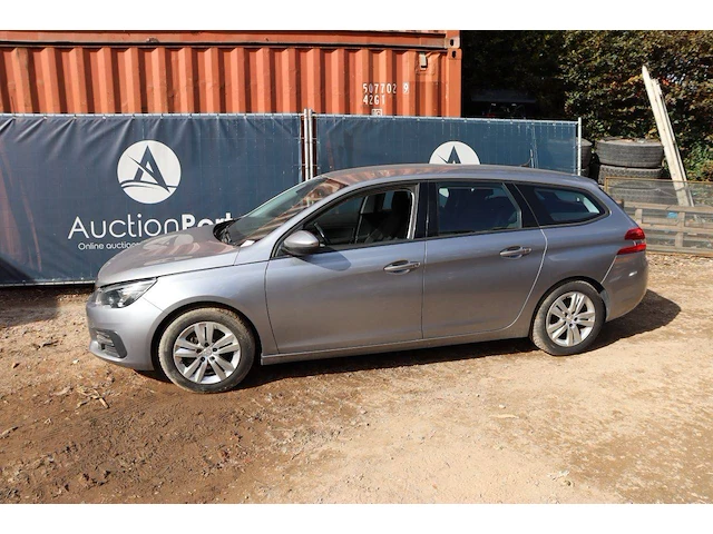Stationwagen peugeot 308 benzine 110pk 2019 - afbeelding 1 van  1