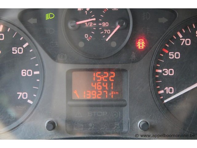 Stationwagen peugeot, partner, vf37j9hn0dn520558, 1e insch 13/06/2013, 1560cm³, 55kw,euro 5, 139271km, kentekenbewijs deel i, gelijkvormigheidsattest, keuring geldig tot 04/26 - afbeelding 16 van  18